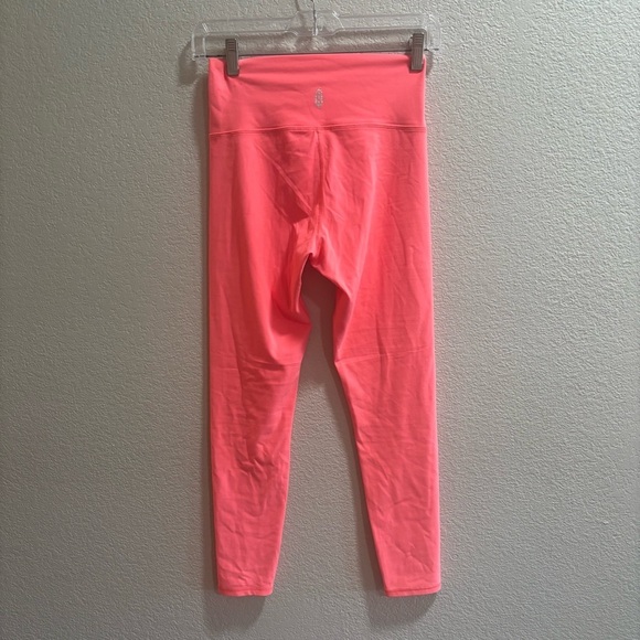 NWOT Free People Movement Bright Pink High-Waisted Leggings - Picture 2 of 3